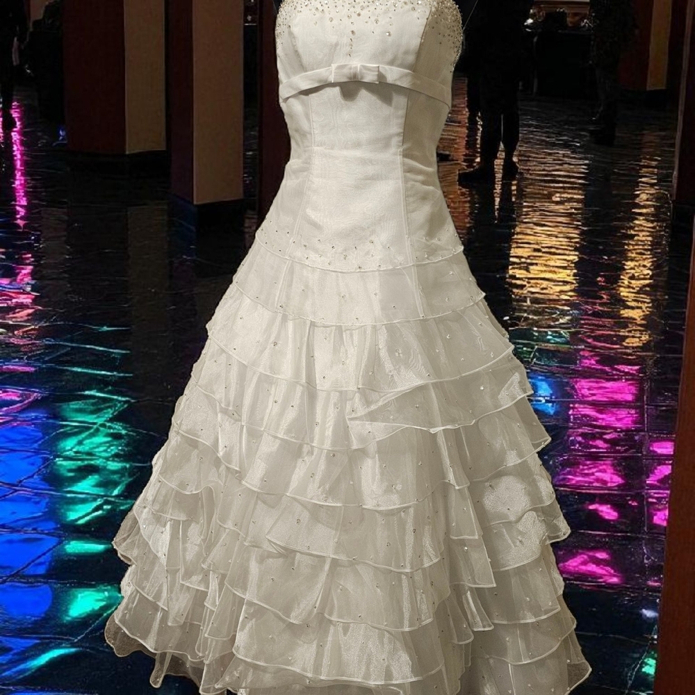 Strapless White Layered Dress Sz 6
